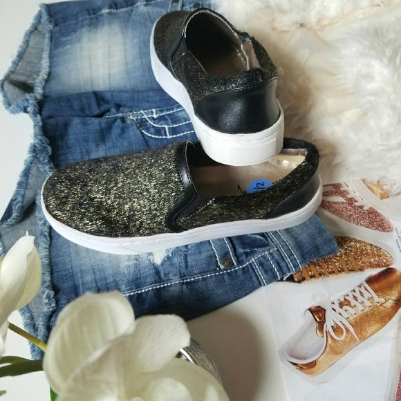 Faux Fur Slip On Sneakers 💣👞 - Picture 8 of 8